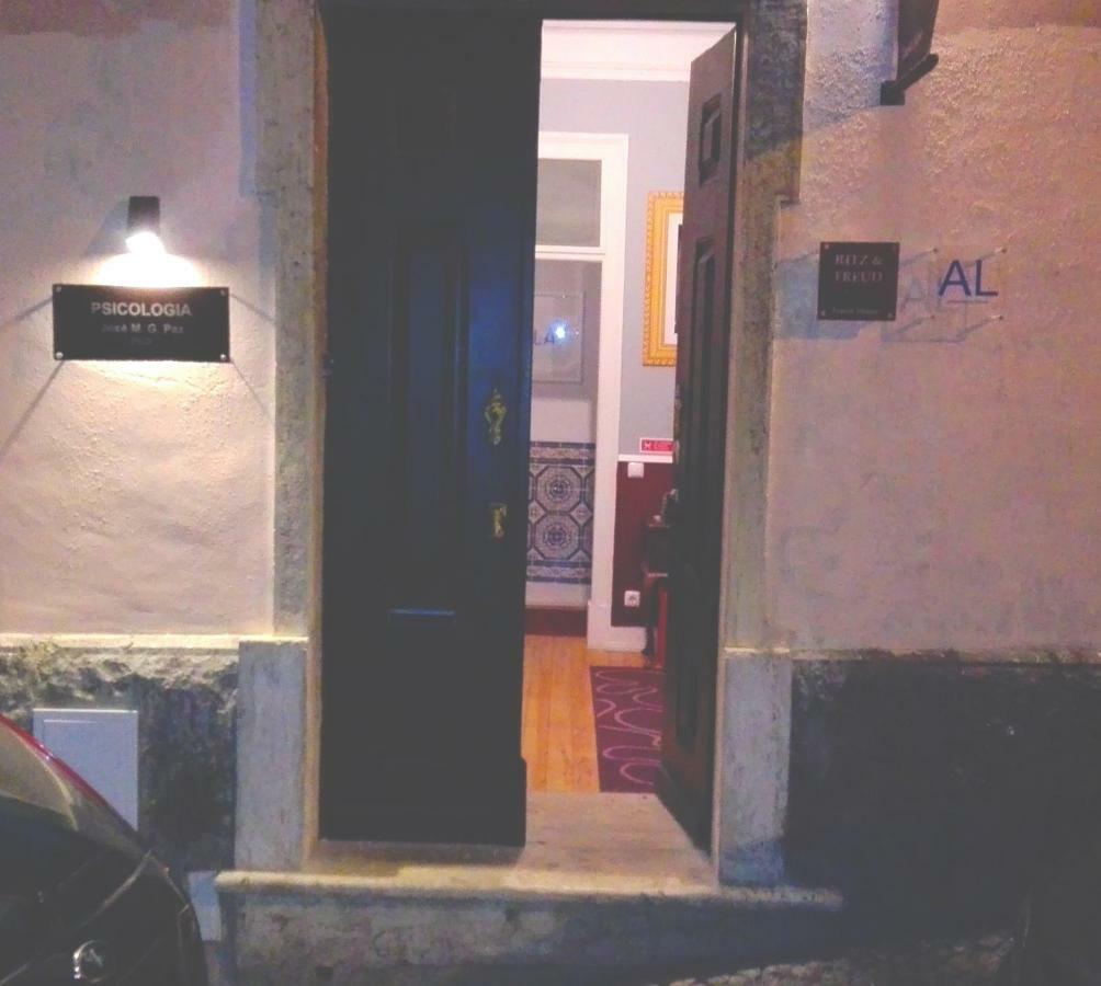 Ritz & Freud Guest House Lisbona Esterno foto
